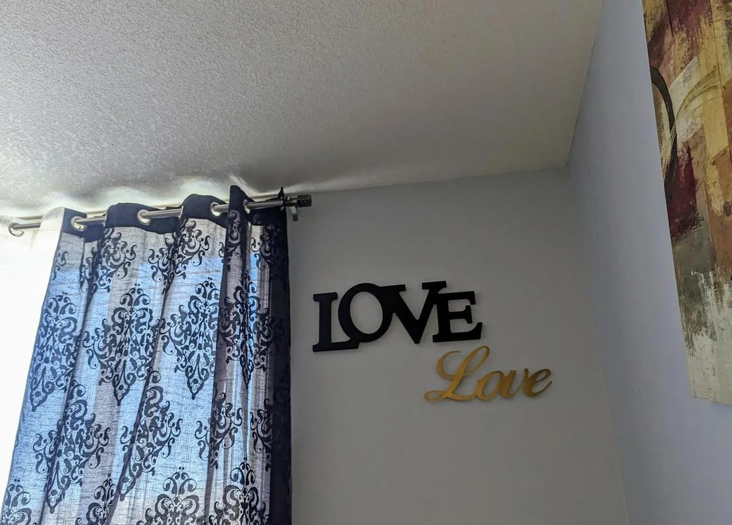 The Love Love Stay Edmonton Habitación en casa particular